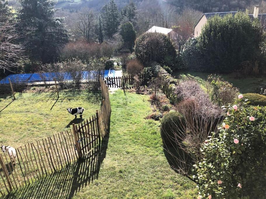 Maisonnette De Charme Les Jardins De Lou Boussac  Luaran gambar